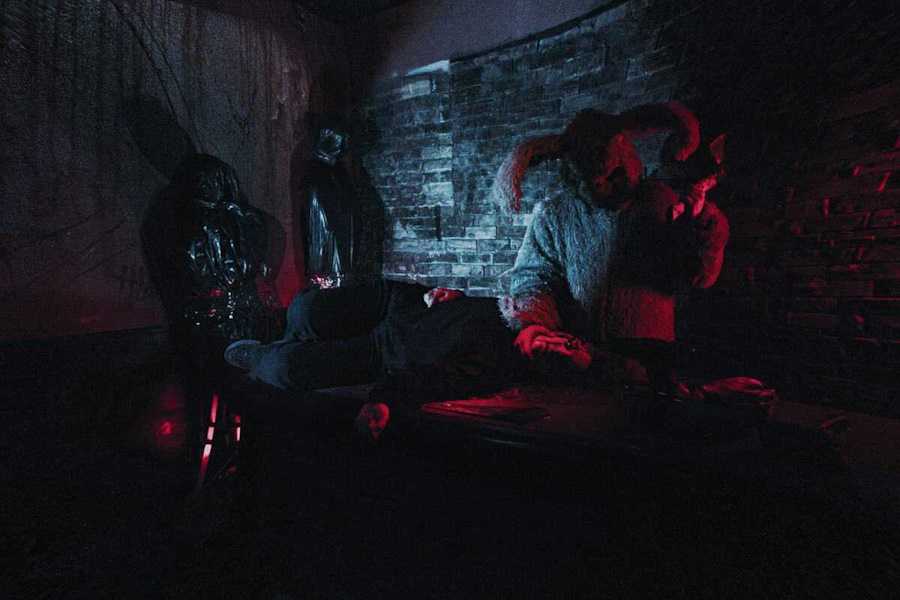 Квест в реальности Зазеркалье: обратная реальность от компании Quest Stars Квест в реальности Зазеркалье: обратная реальность от компании Quest Stars