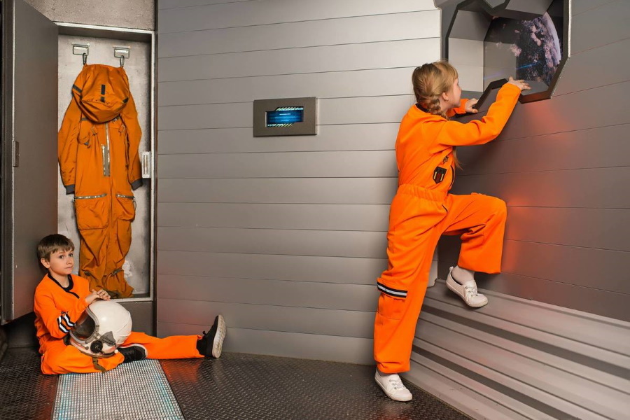 Квест в реальности Инопланетный корабль от компании KvestGames Квест в реальности Инопланетный корабль от компании KvestGames